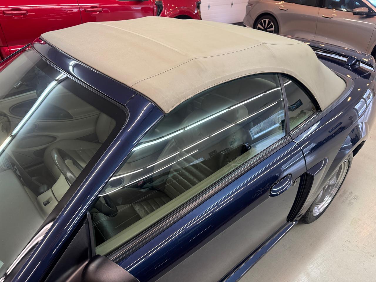 Ford Mustang GT Premium Convertible 2001