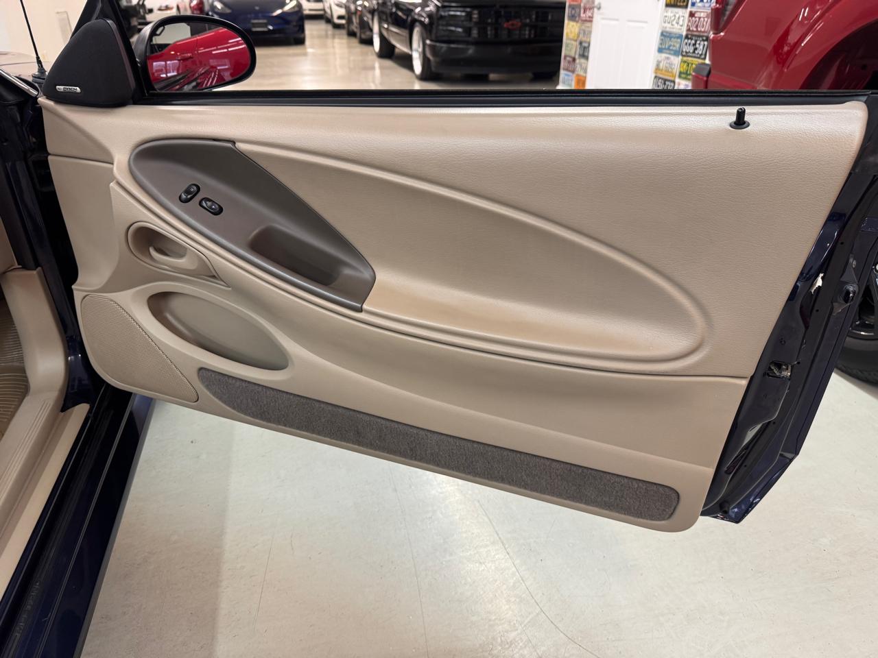 Ford Mustang GT Premium Convertible 2001