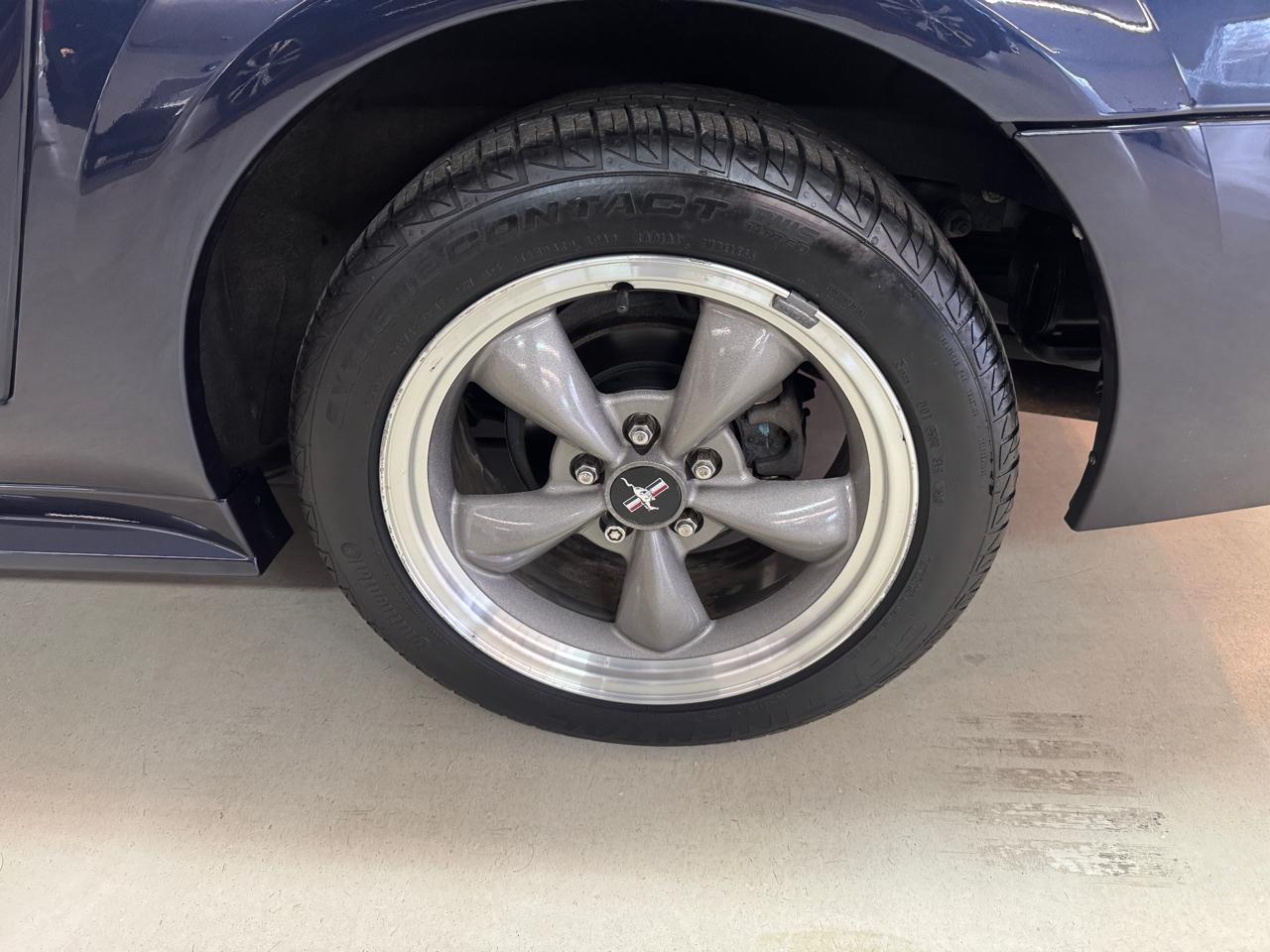 Ford Mustang GT Premium Convertible 2001