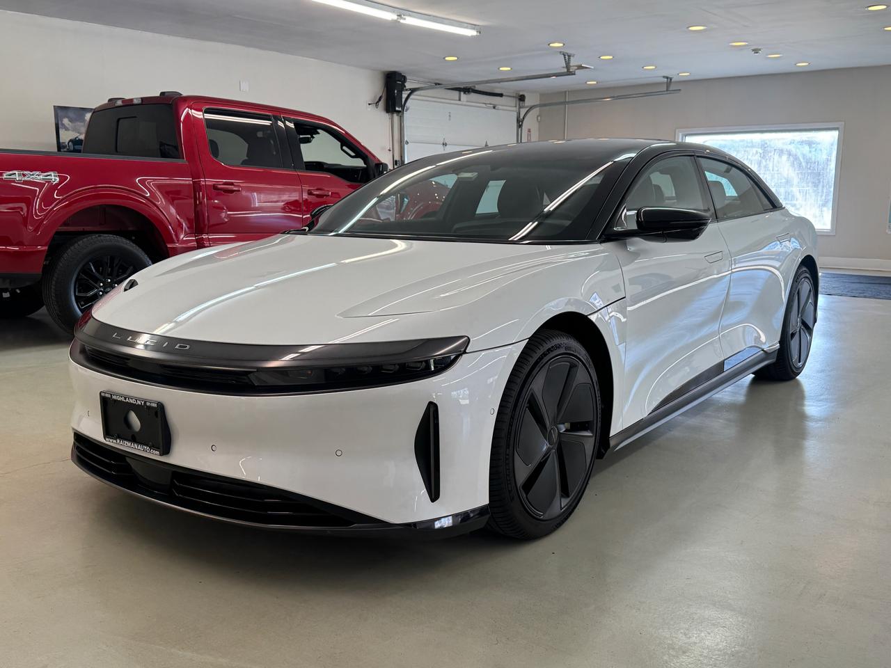 2024 Lucid Air Touring
