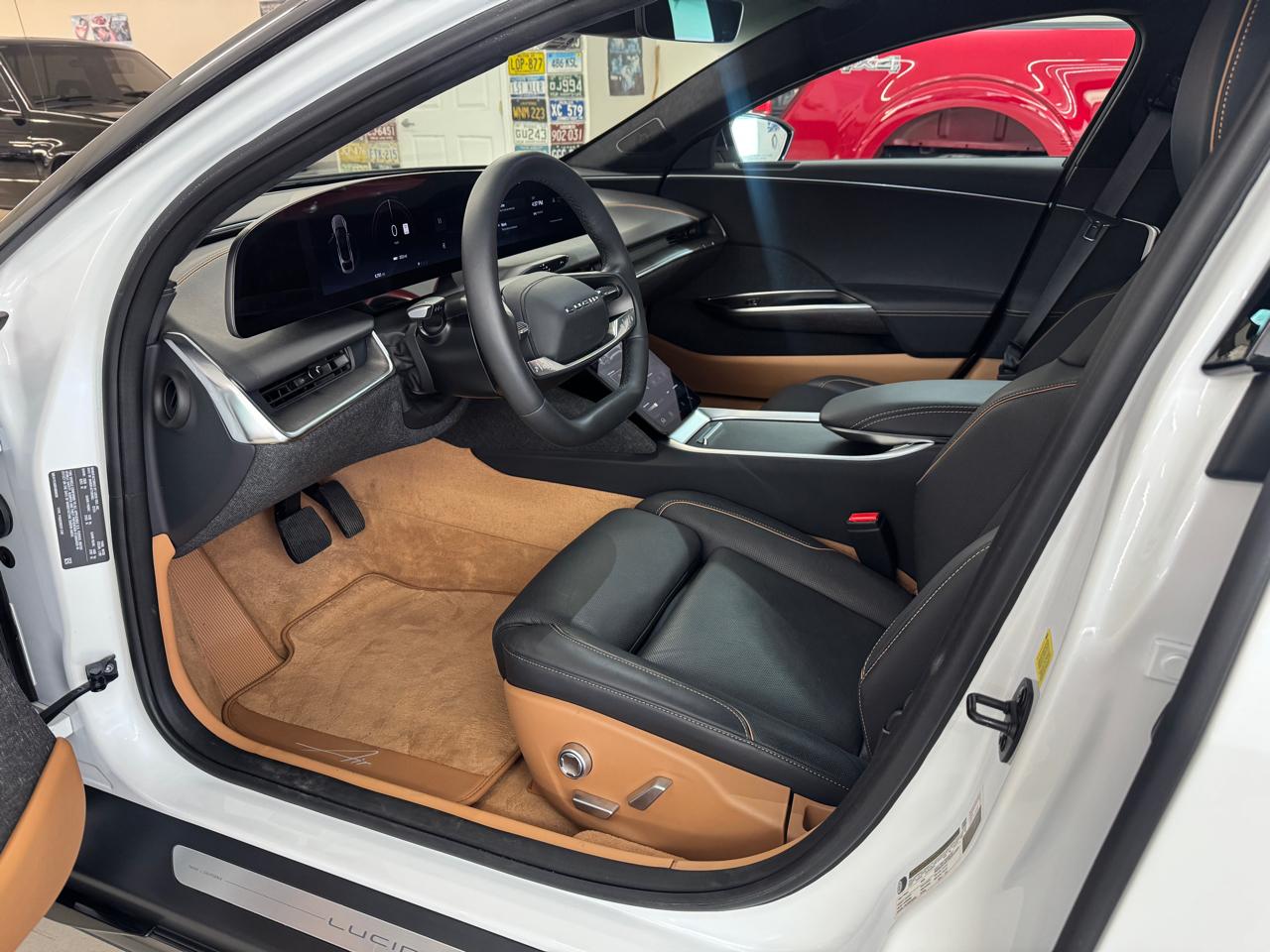 Lucid Air Touring 2024