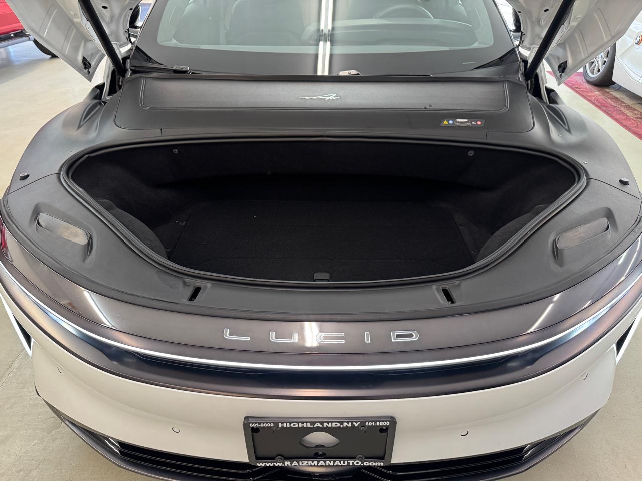 Lucid Air Touring 2024