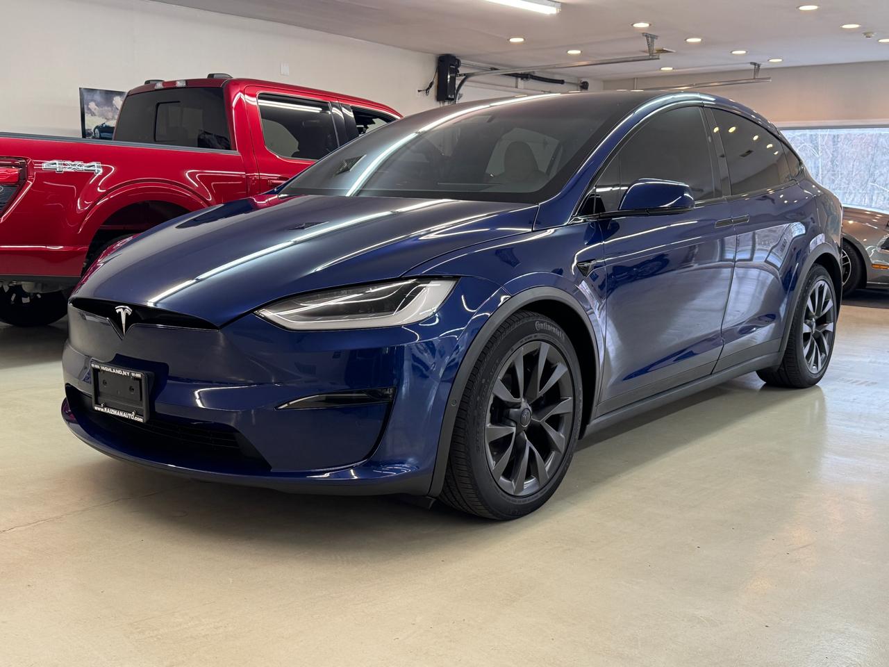 2022 Tesla Model X Base