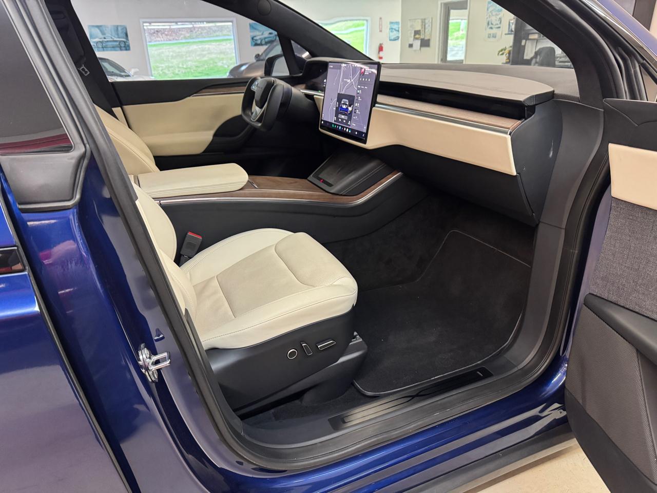 Tesla Model X Base 2022