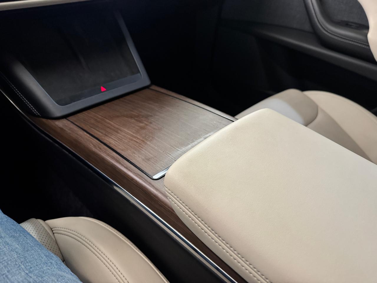 Tesla Model X Base 2022