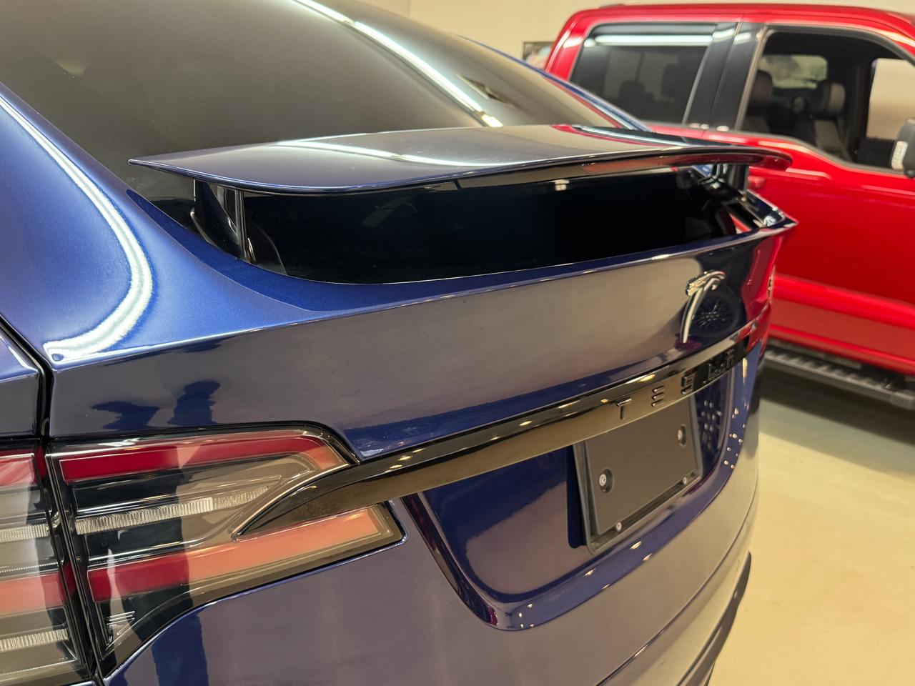 Tesla Model X Base 2022
