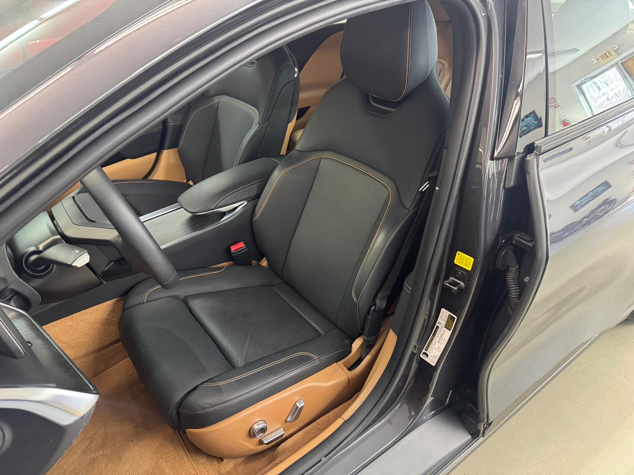 Lucid Air Touring 2024