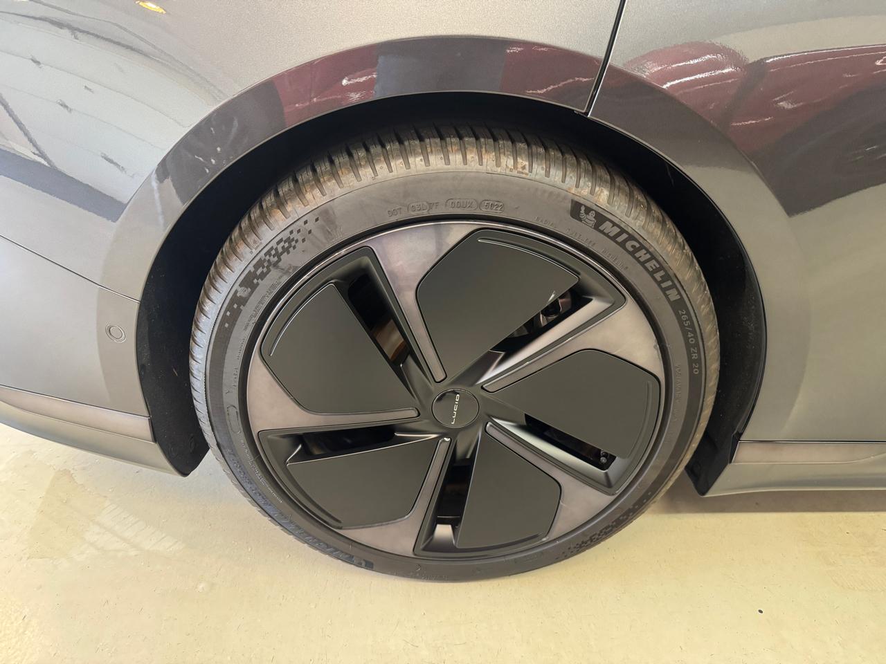 Lucid Air Touring 2024