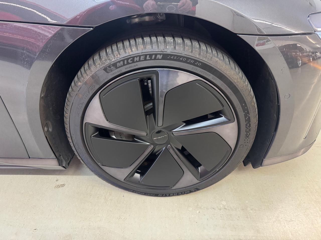 Lucid Air Touring 2024