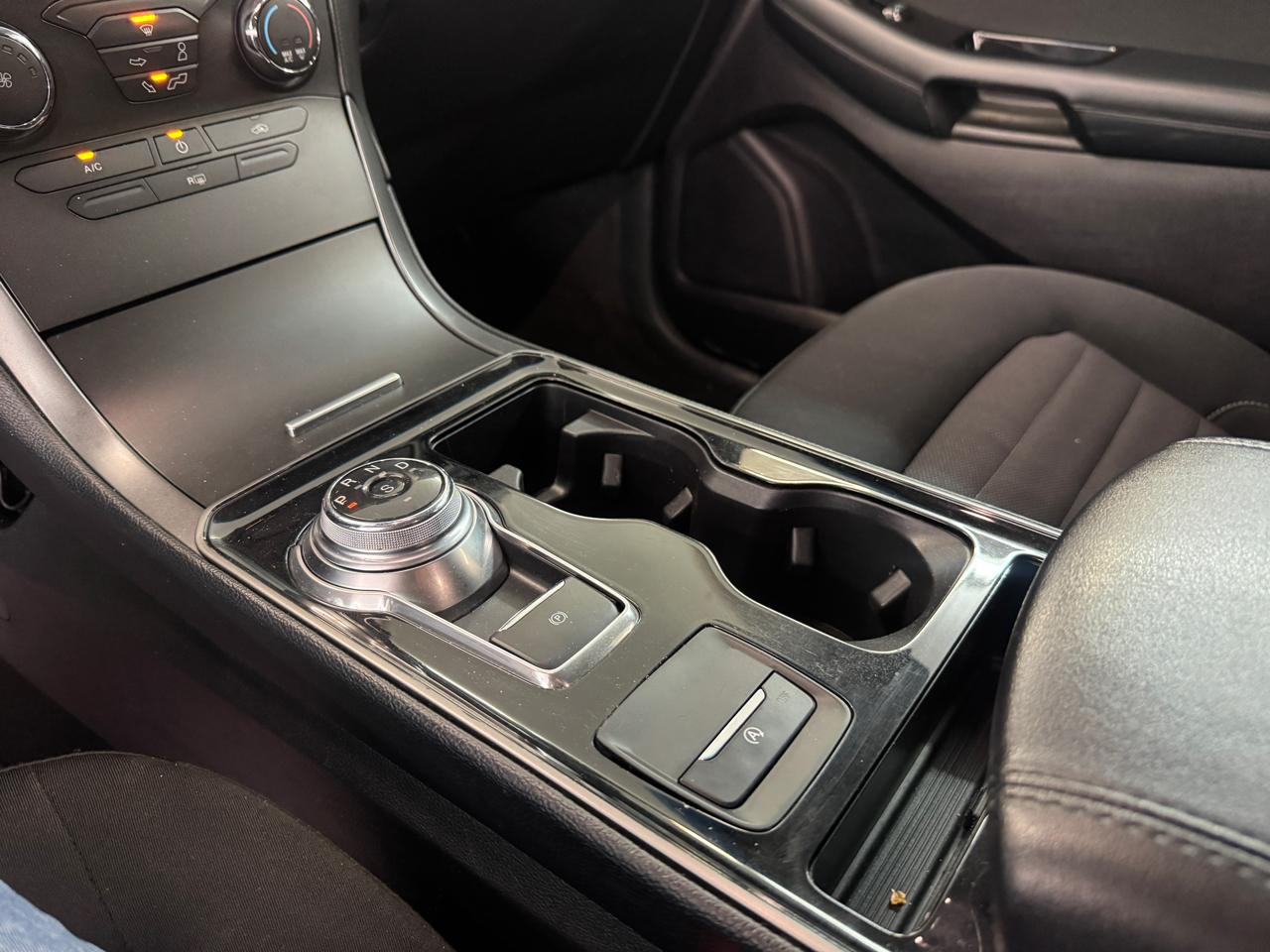 Ford Edge SE AWD 2019