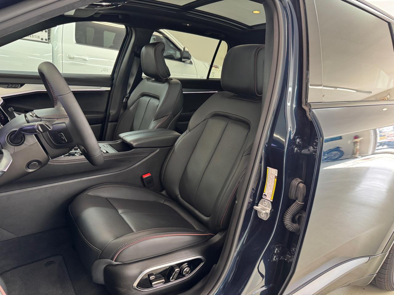 Jeep Wagoneer S Launch Edition 2024