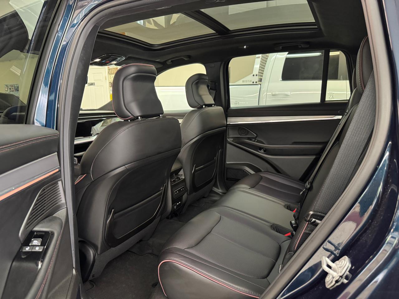 Jeep Wagoneer S Launch Edition 2024