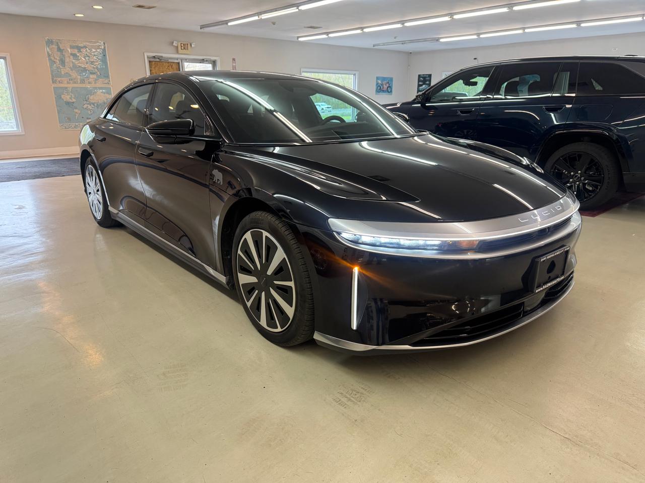 Lucid Air Touring 2023