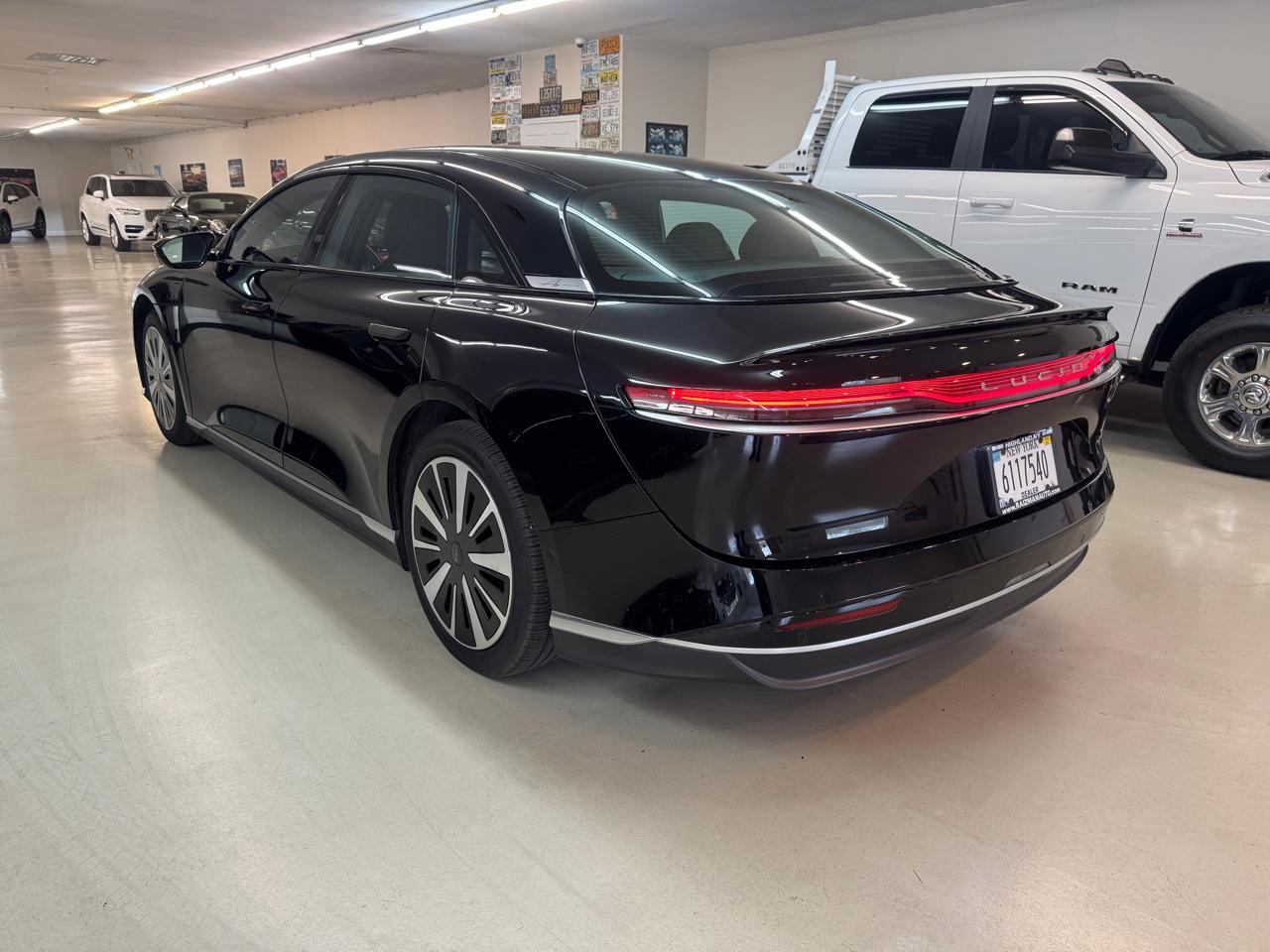 Lucid Air Touring 2023