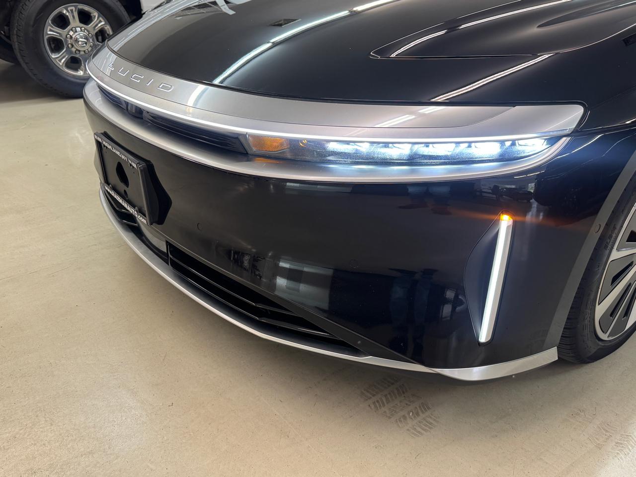 Lucid Air Touring 2023