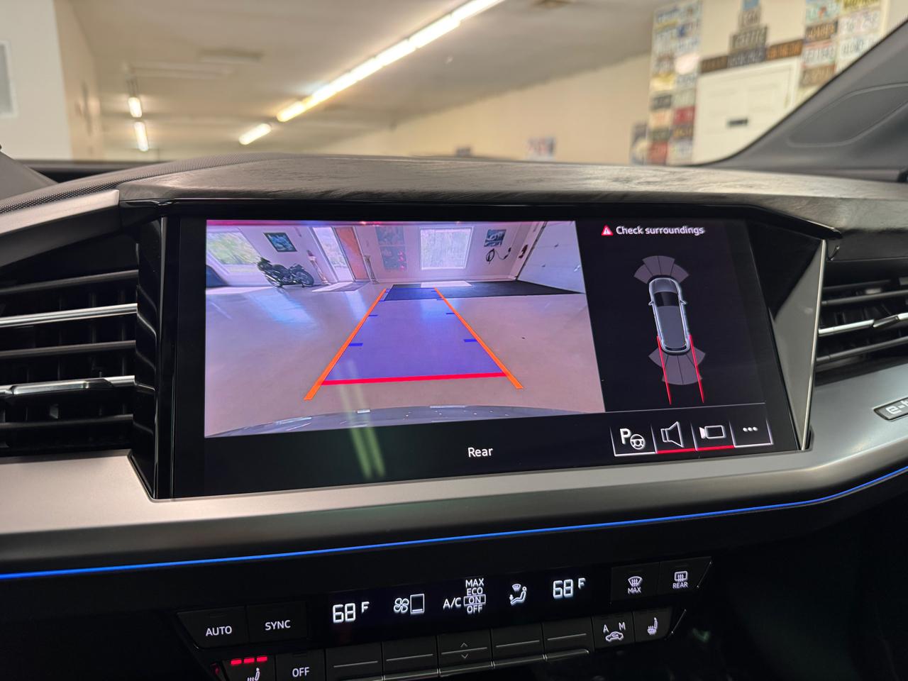 Audi Q4 e-tron  2024