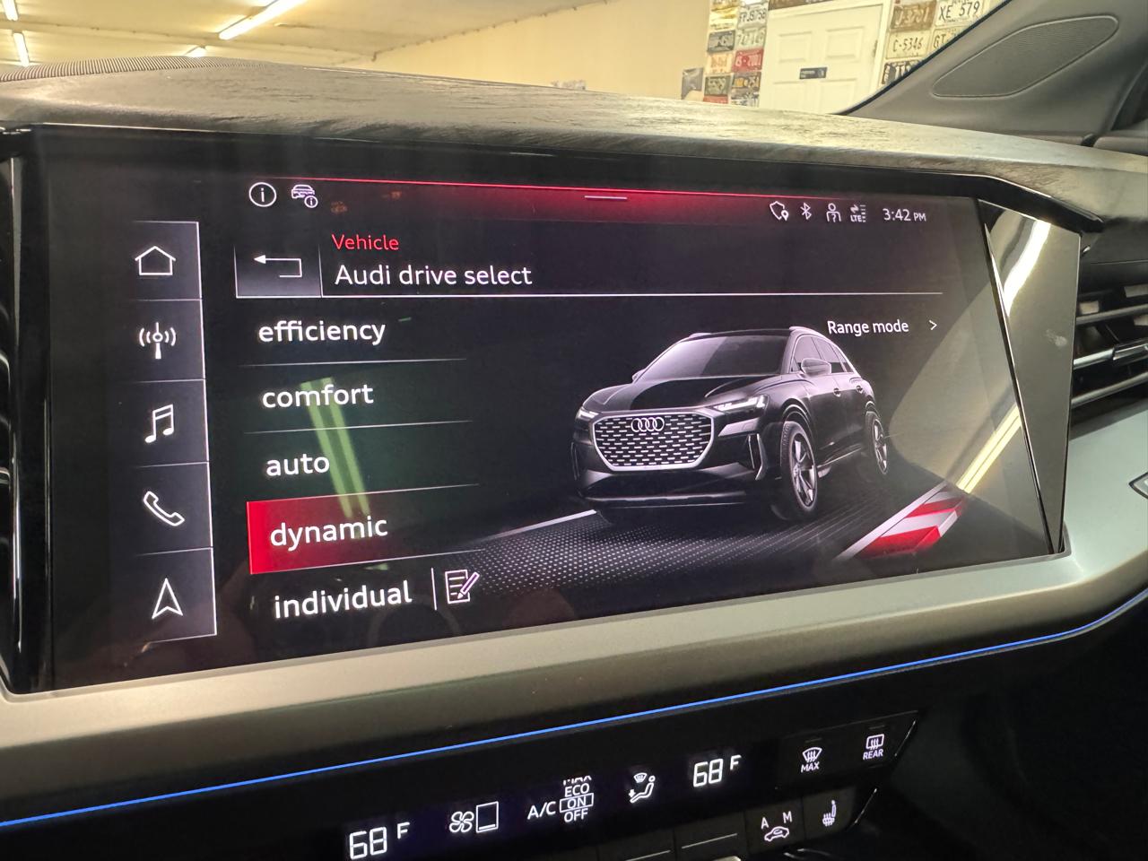 Audi Q4 e-tron  2024