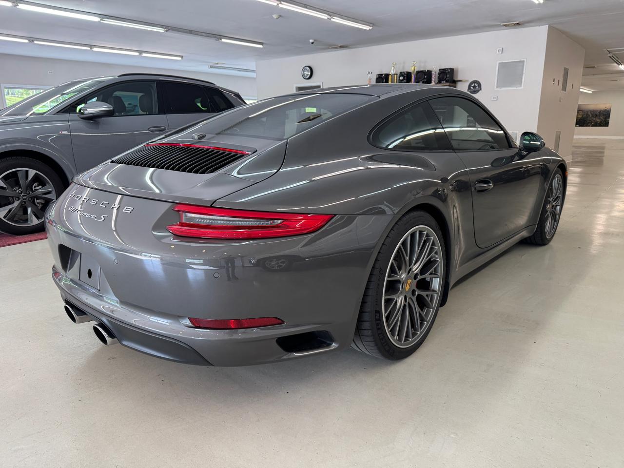 Porsche 911 Carrera S Coupe 2019
