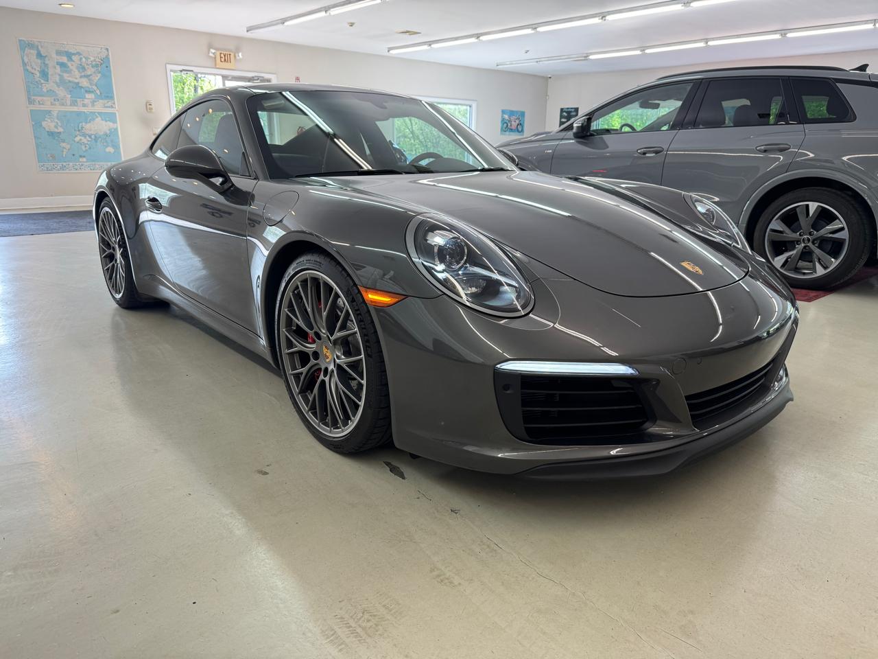 Porsche 911 Carrera S Coupe 2019