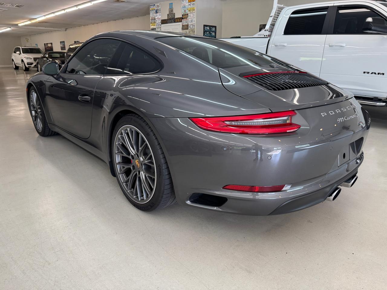 Porsche 911 Carrera S Coupe 2019
