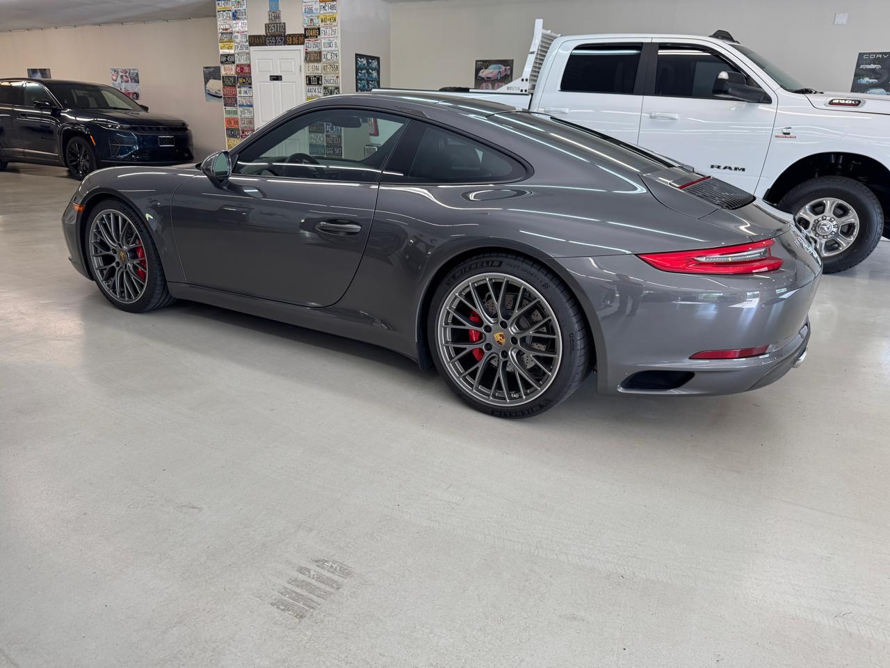 Porsche 911 Carrera S Coupe 2019