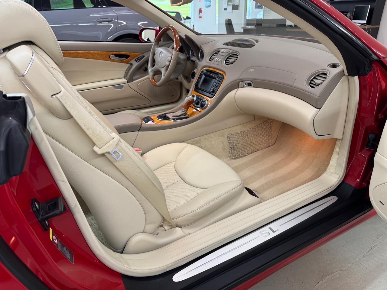 Mercedes-Benz SL-Class SL500 2004