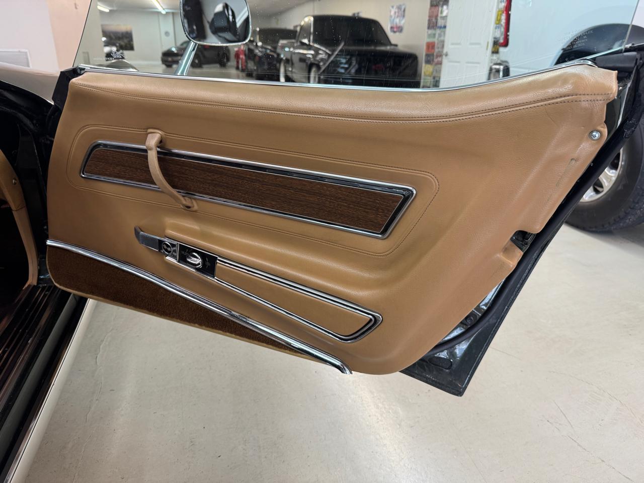 Chevrolet Corvette Base 1974