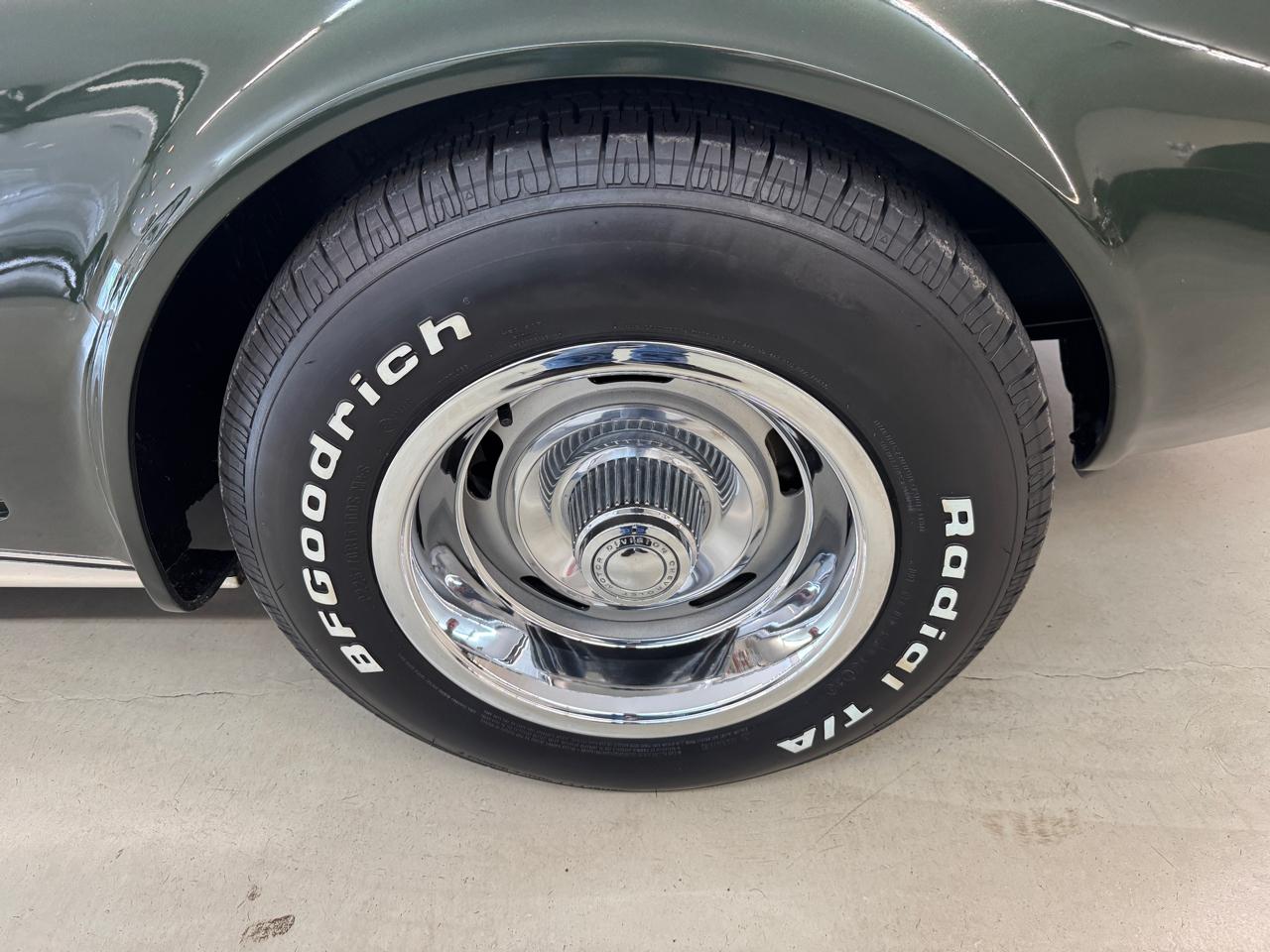 Chevrolet Corvette Base 1974