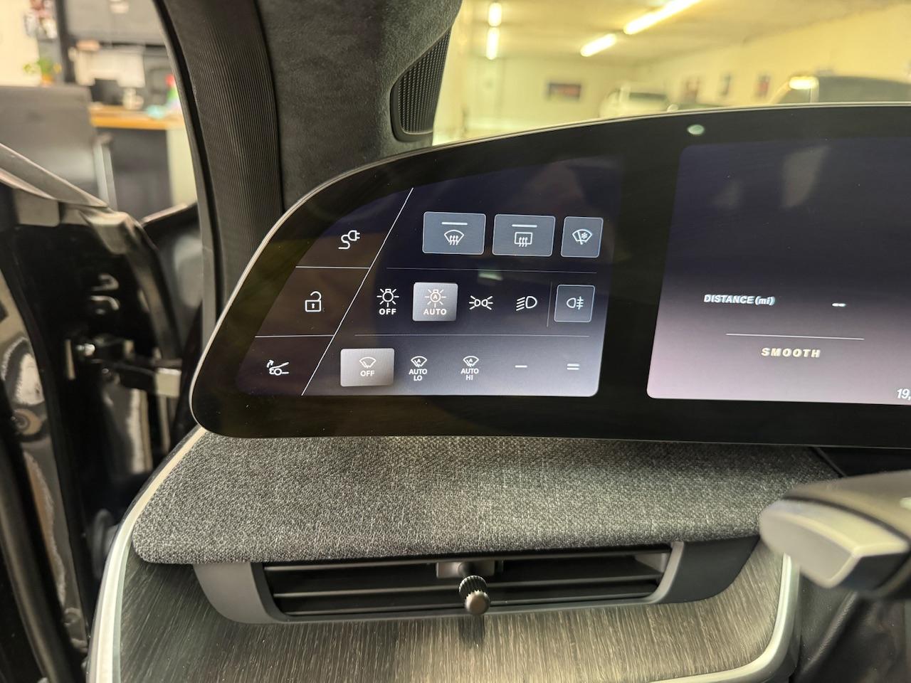 Lucid Air Pure 2023