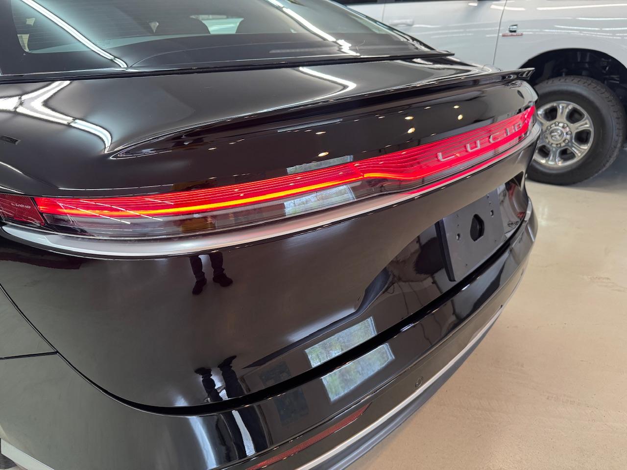 Lucid Air Pure 2023