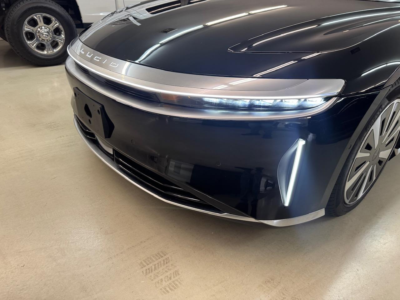 Lucid Air Pure 2023