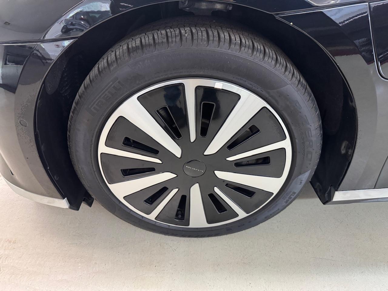 Lucid Air Pure 2023