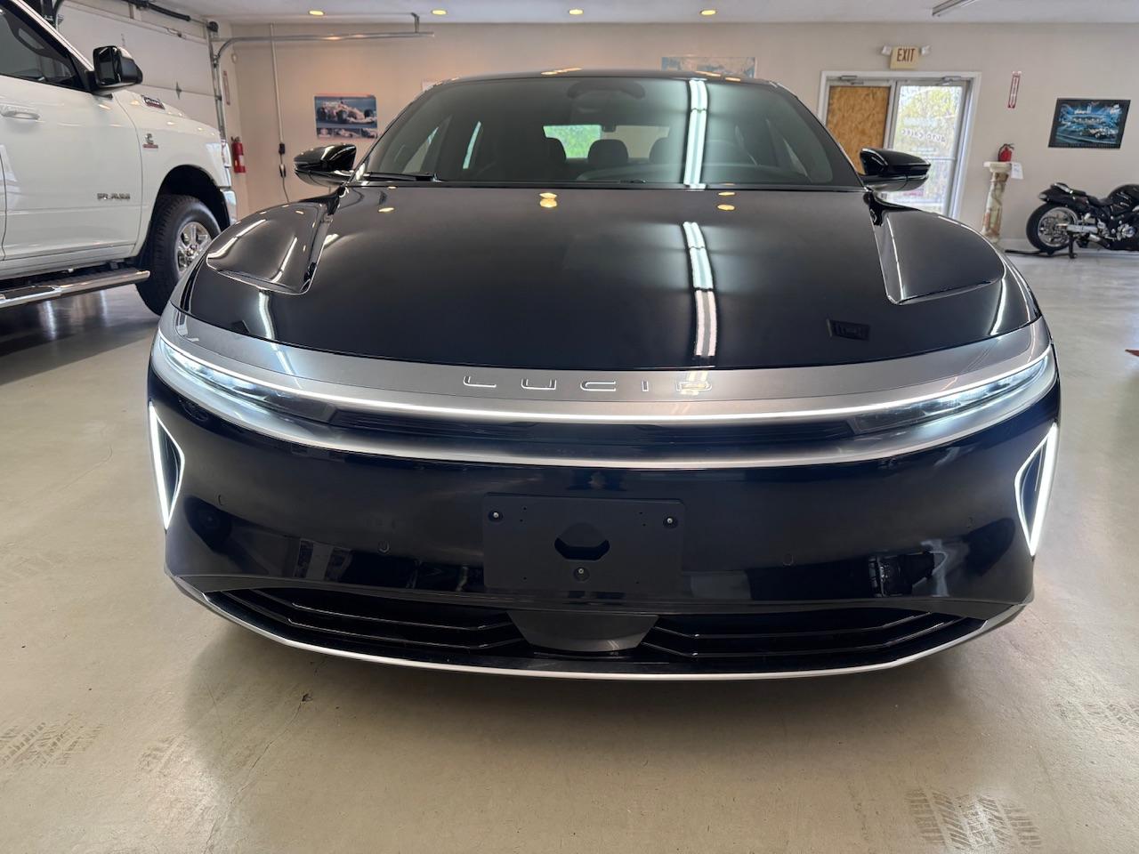Lucid Air Pure 2023