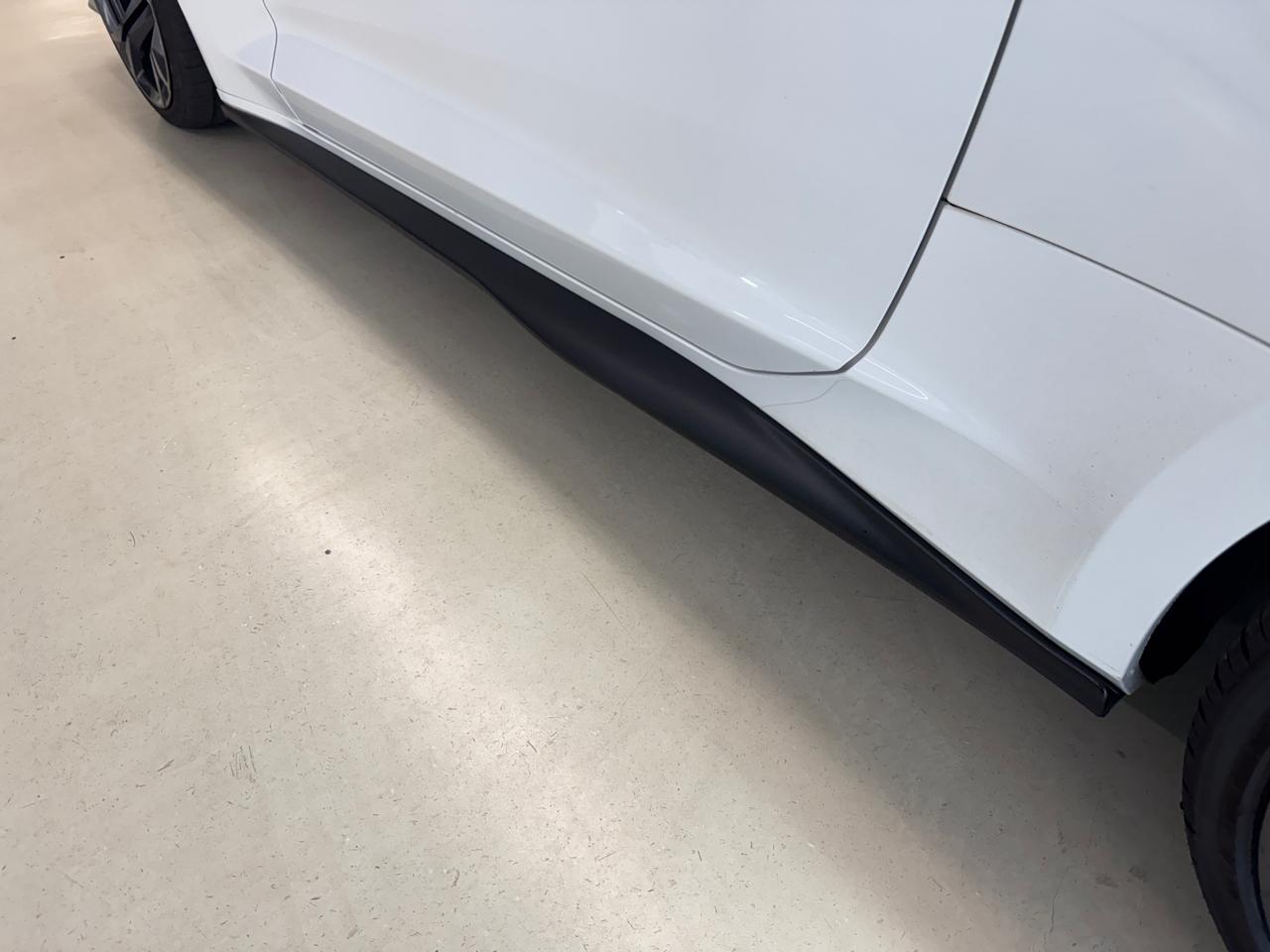 Chevrolet Camaro  2021
