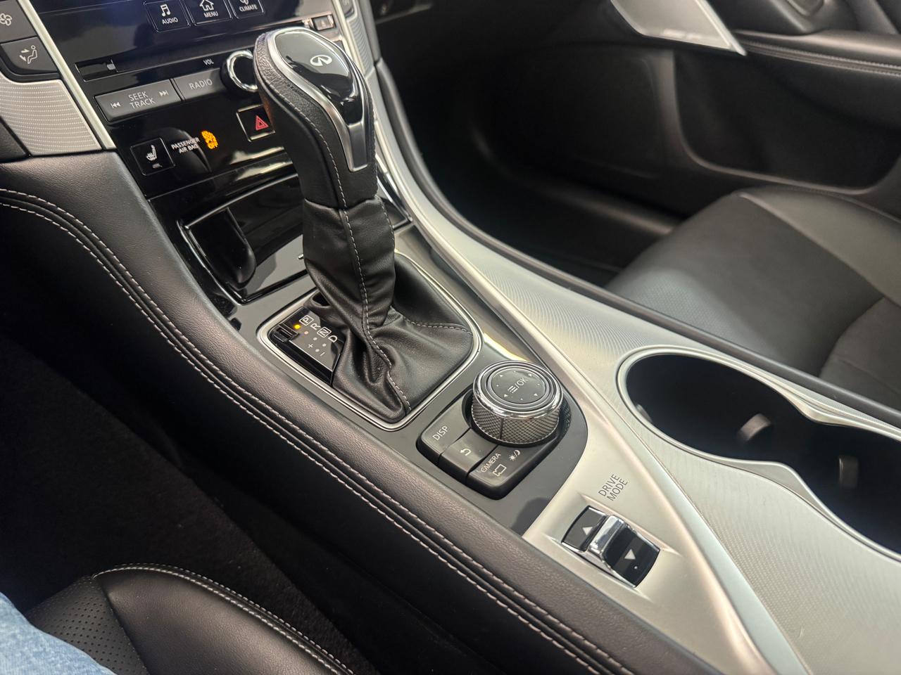 Infiniti Q50 3.0t LUXE AWD 2024