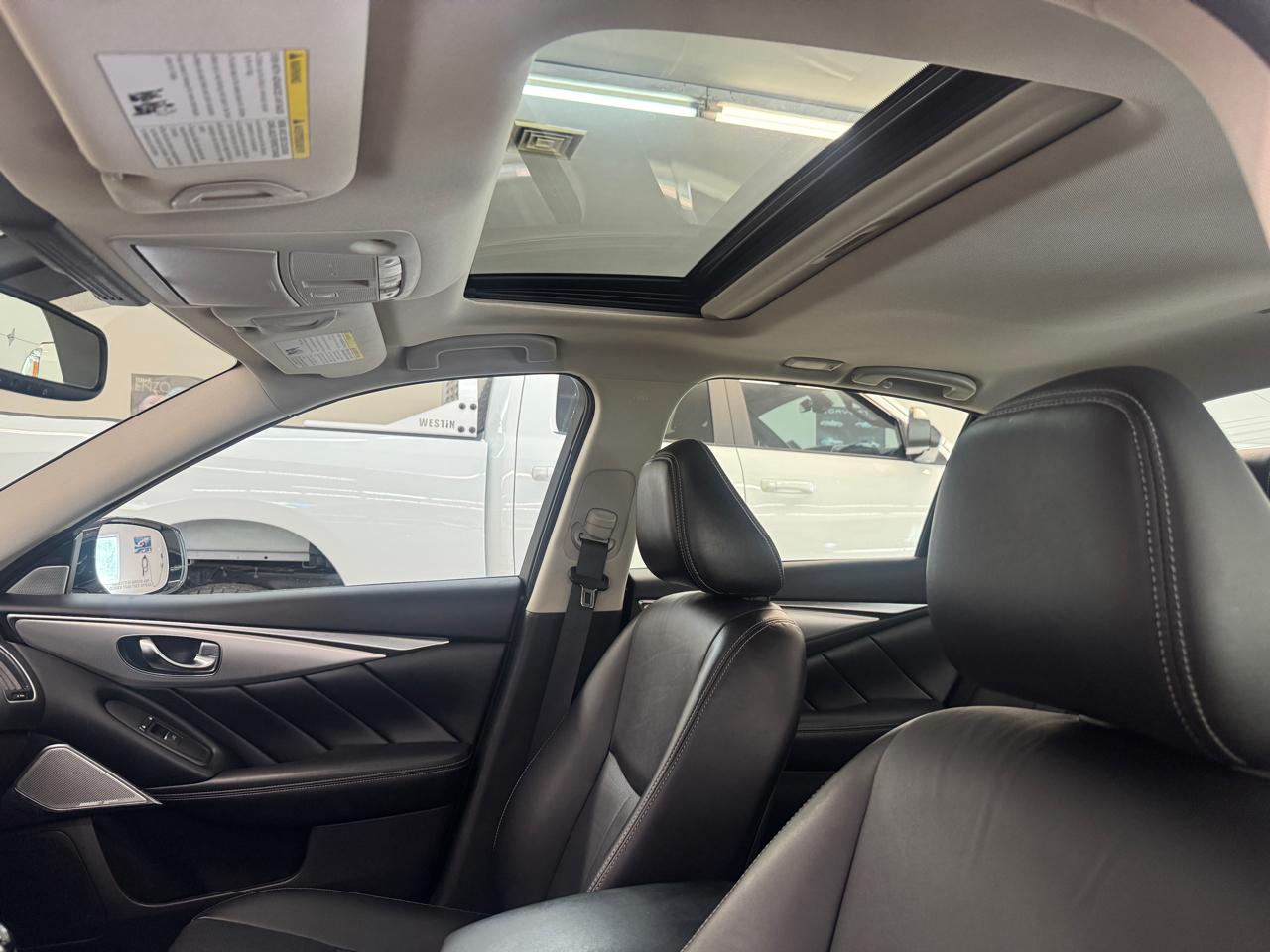 Infiniti Q50 3.0t LUXE AWD 2024
