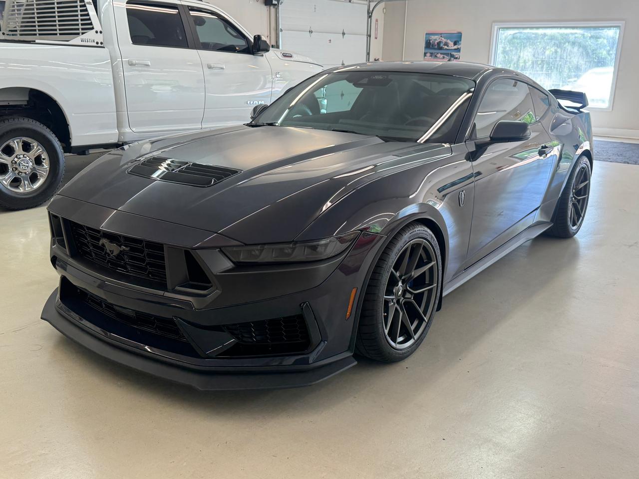 2024 Ford Mustang Dark Horse