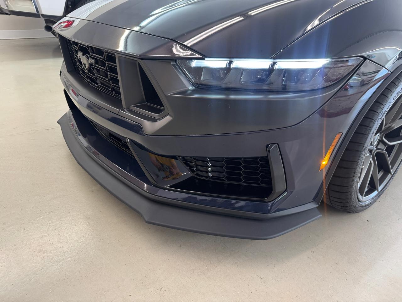 Ford Mustang Dark Horse 2024