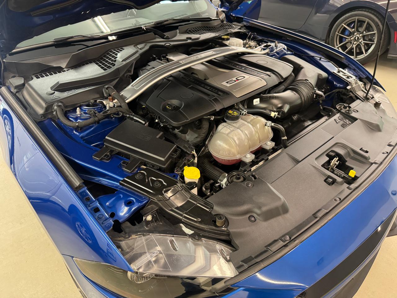 Ford Mustang GT Premium Coupe 2018