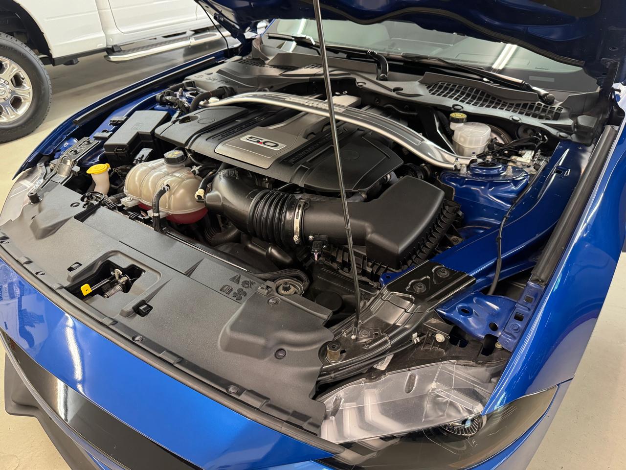 Ford Mustang GT Premium Coupe 2018