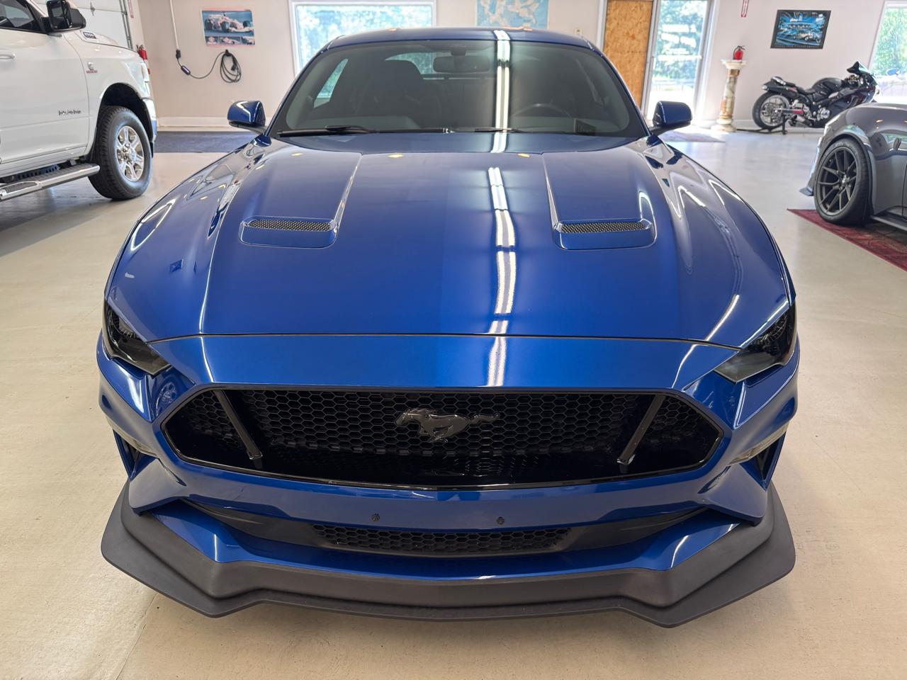 Ford Mustang GT Premium Coupe 2018
