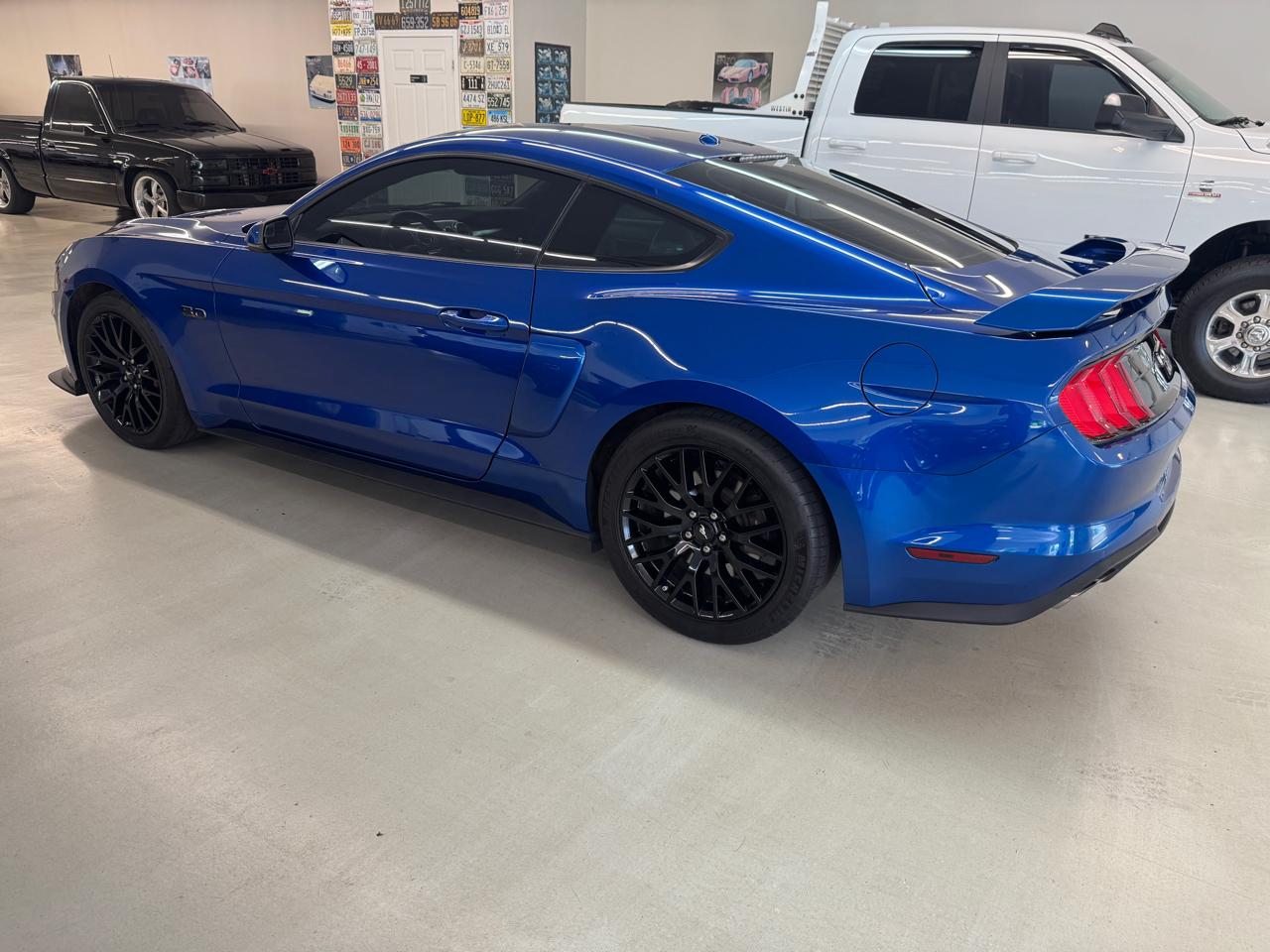 Ford Mustang GT Premium Coupe 2018