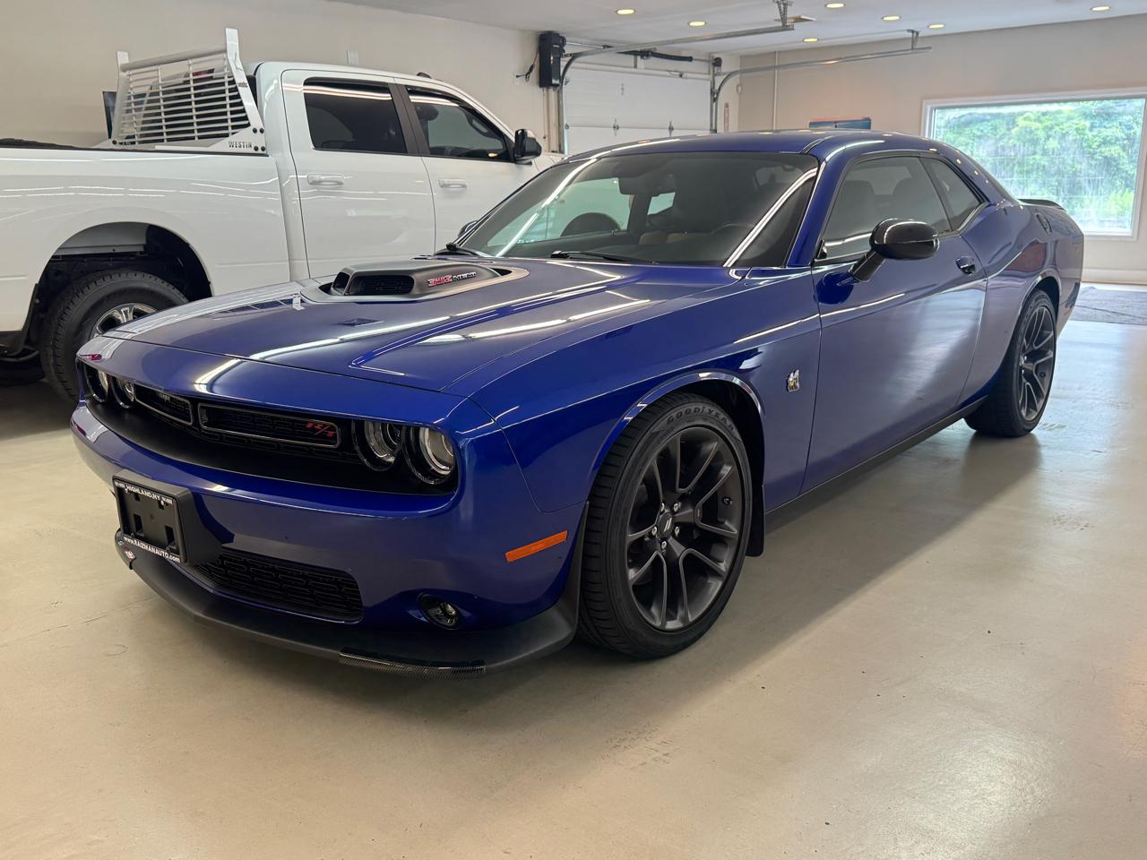 2021 Dodge Challenger 2dr Cpe R/T Scat Pack Shaker