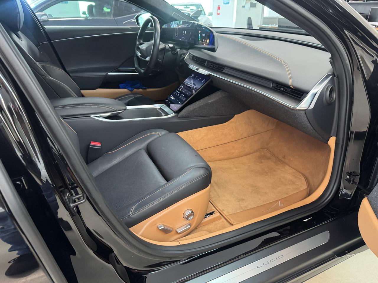 Lucid Air Touring 2023