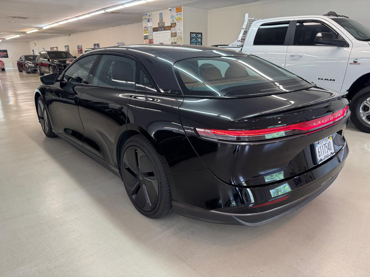 Lucid Air Touring 2023