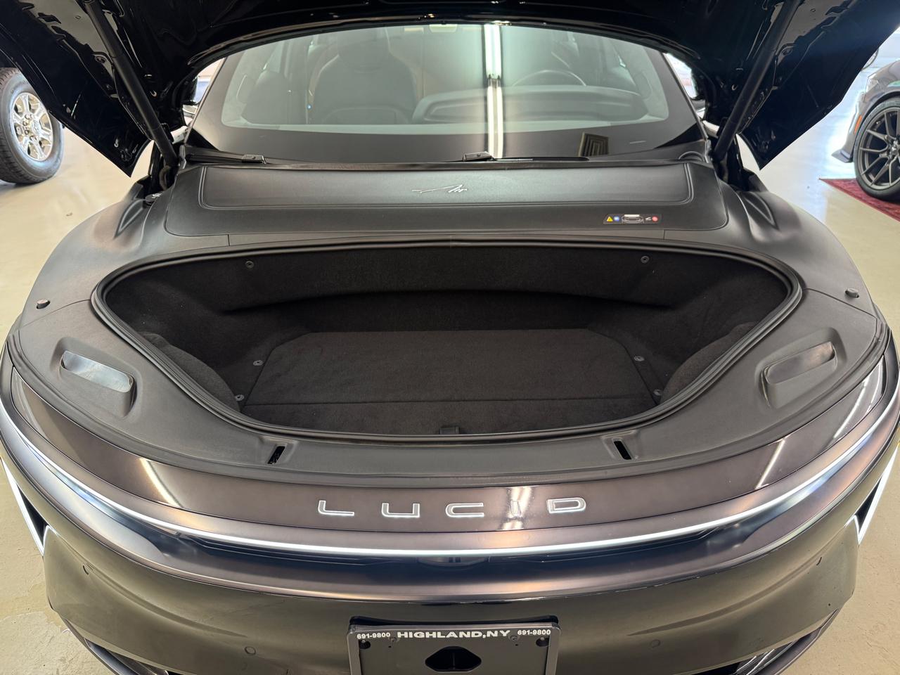 Lucid Air Touring 2023