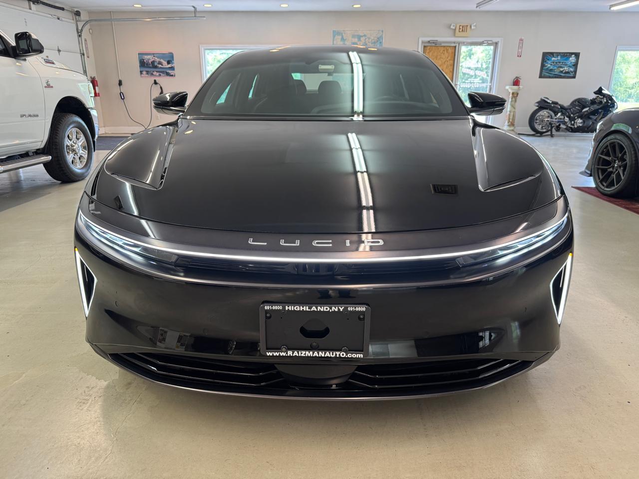 Lucid Air Touring 2023