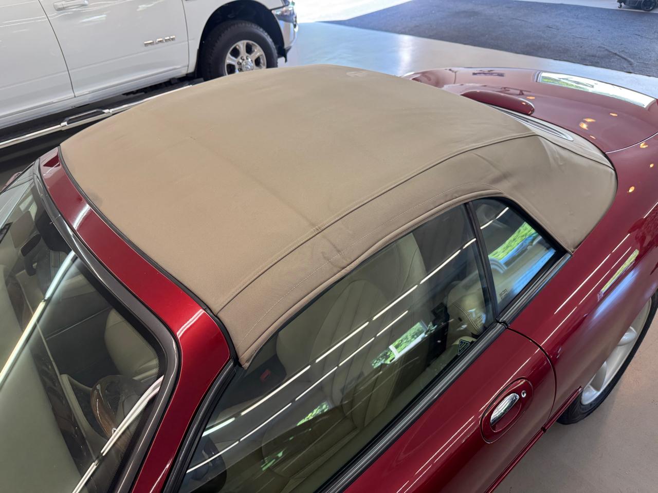 Jaguar XK8 Convertible 1997