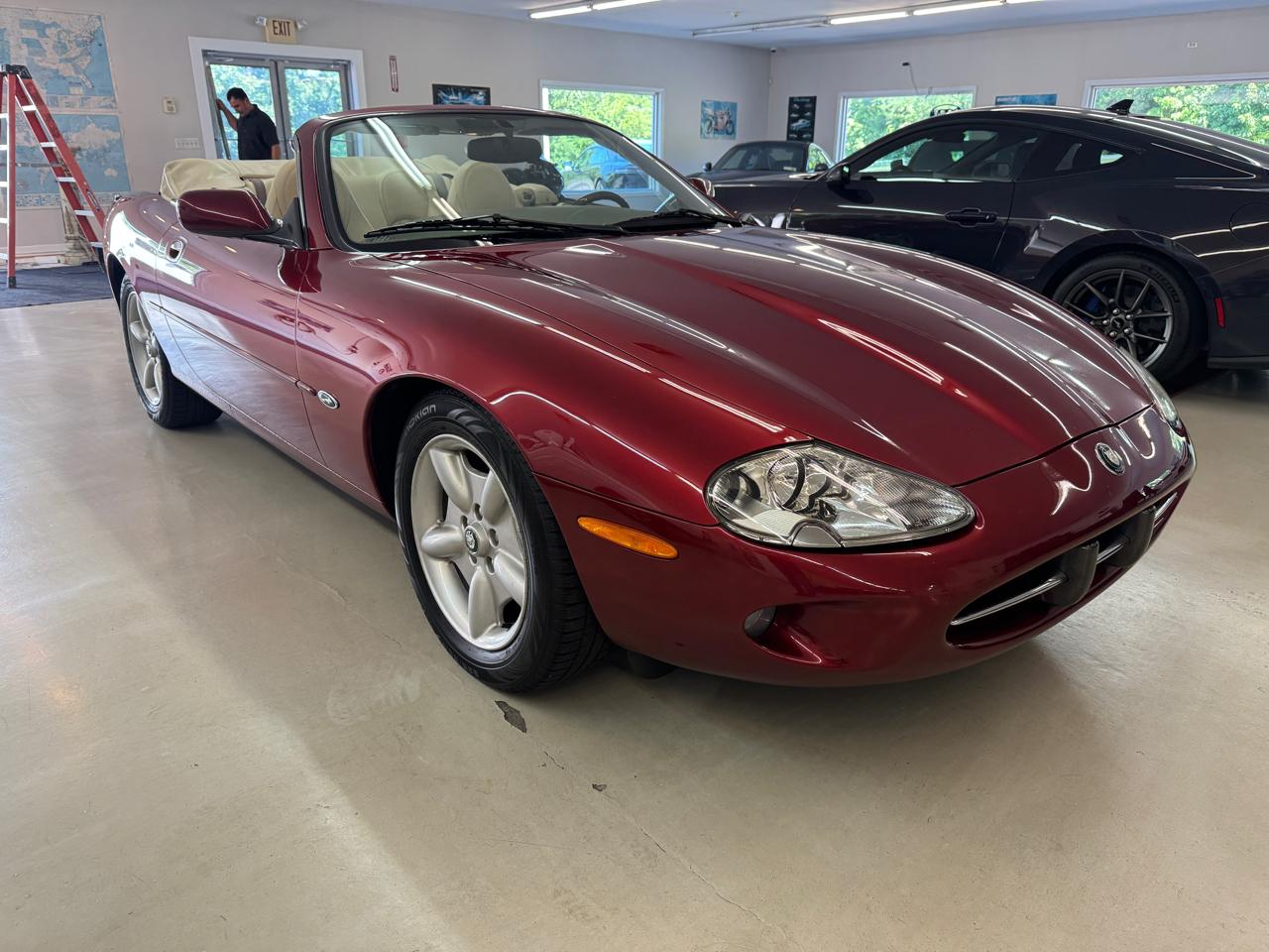 Jaguar XK8 Convertible 1997