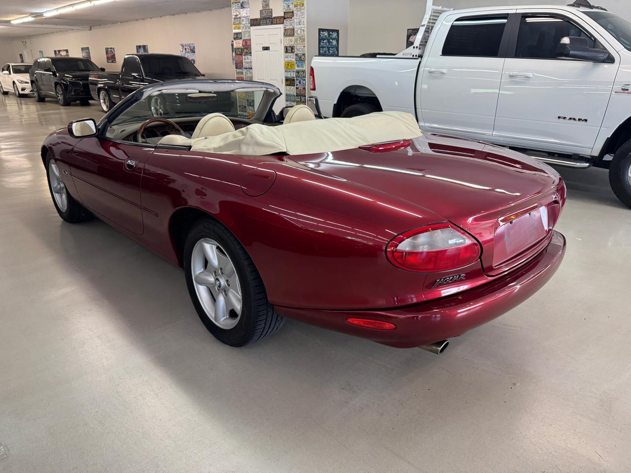 Jaguar XK8 Convertible 1997